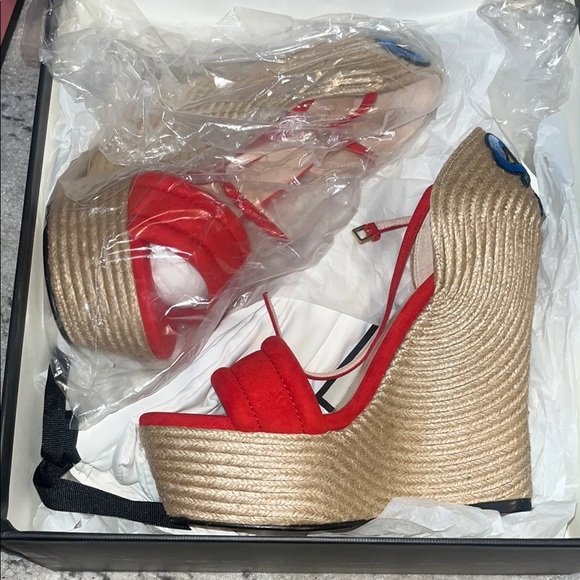 Gucci Wedge Sandals - Picture 1 of 3